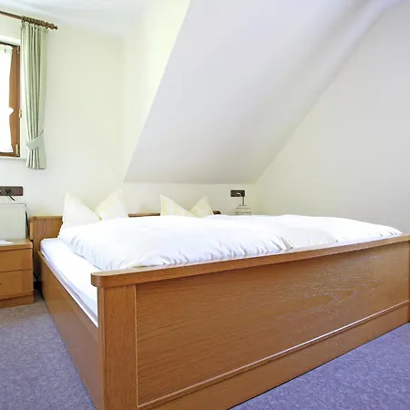 Flat In With Garden Шмалленберг