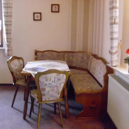 Flat In With Garden Апартаменты *