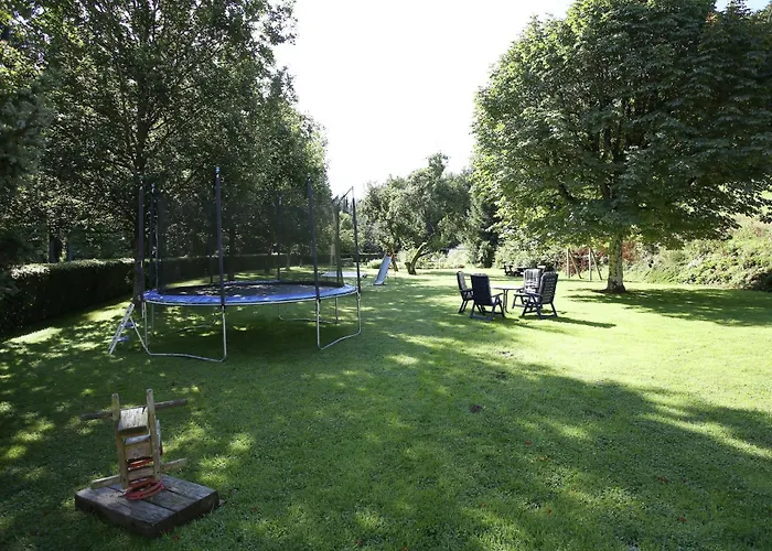 Flat In With Garden *